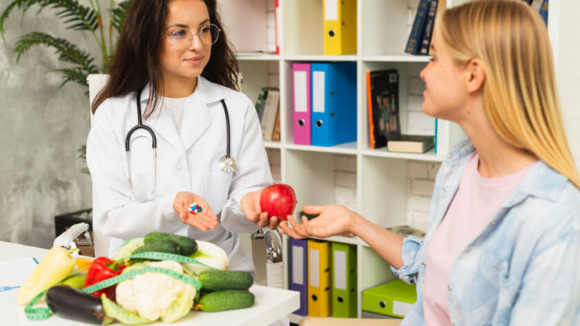 Alimentação e urologia: esse é um tema de extrema relevância para a sua saúde. Mais que isso: a intrincada relação entre a dieta e o bem-estar do seu sistema urológico.